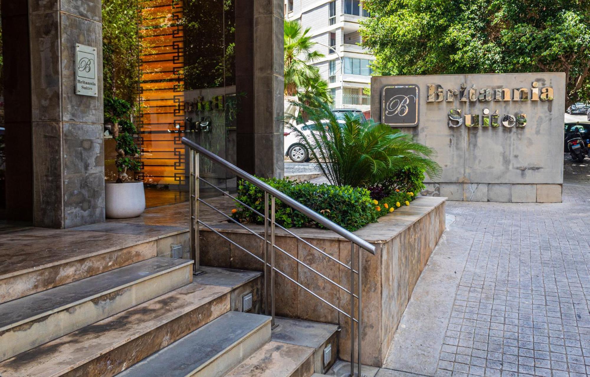 Britannia Suites Beirut Exteriör bild