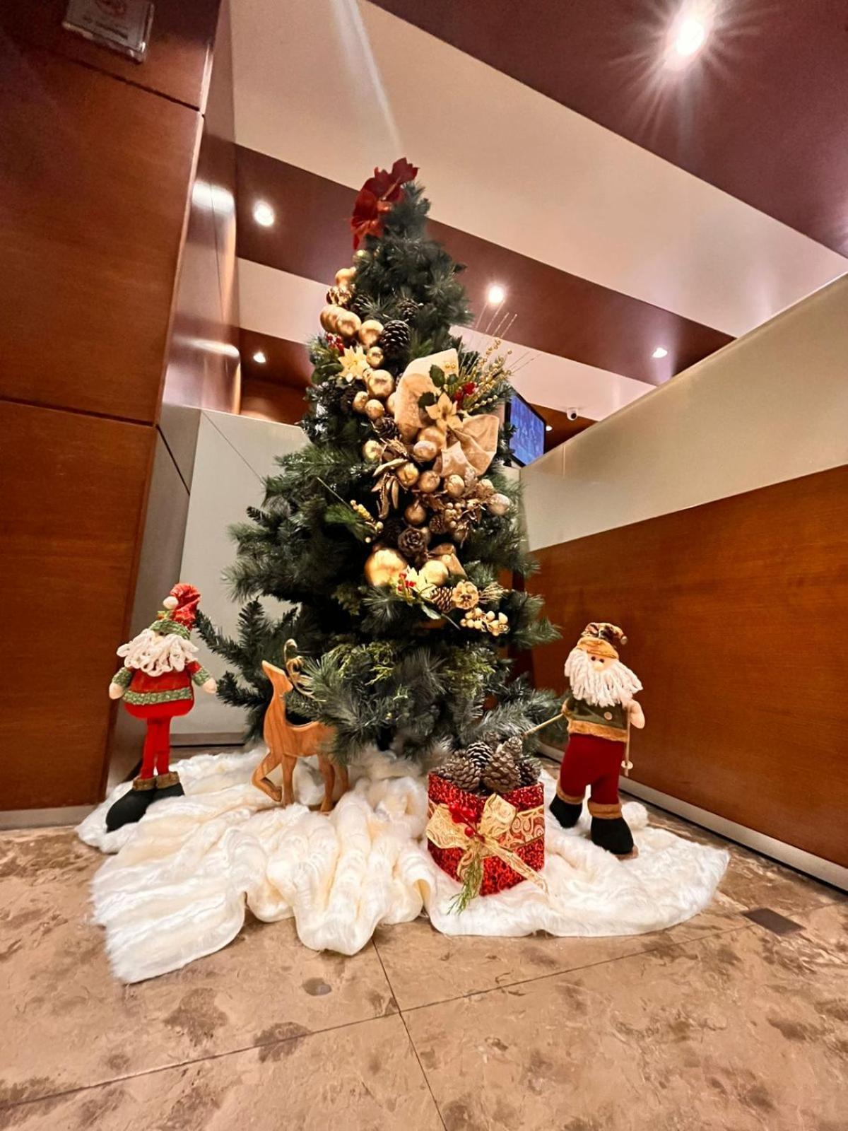 Britannia Suites Beirut Exteriör bild